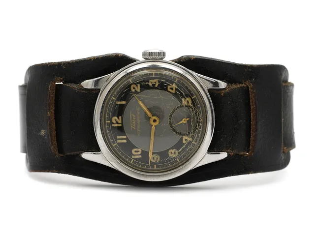 TISSOT, Antimagnetique, Cal 27-3, Serie nr. 1699071, Ref nr. 6072, Boett nr. 6072/3 / 6076, herrur, 31 mm, stål, manuell, plexiglas, liten sekundvisare, skadad urtavla, defekt, läderband, ca 1945.