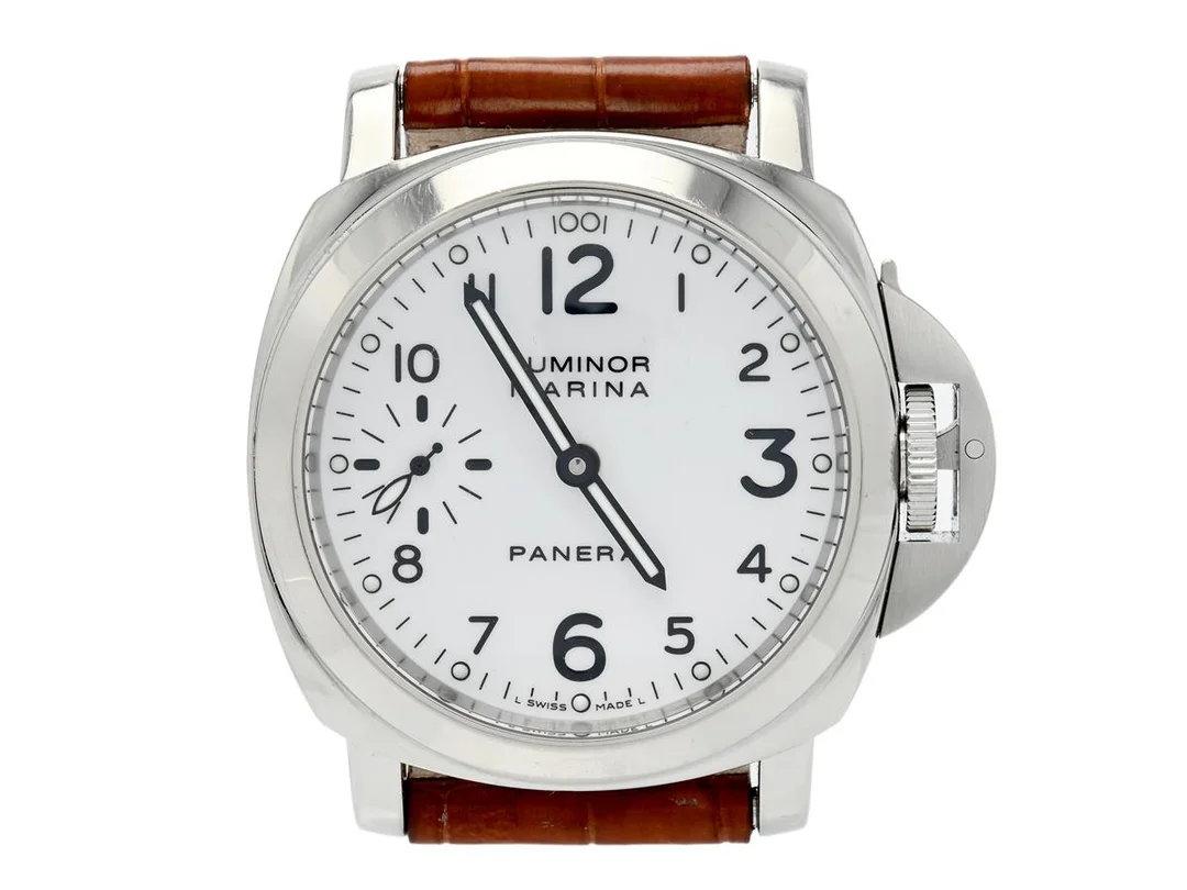 PANERAI, Luminor, Marina, Chronometer, Cal OP XI, Verk nr. 394487, Serie nr. G455/700, Ref nr. PAM 00113, Boett nr. OP 6567/BB1103920, herrur, 44 mm, stål, manuell, safirglas, liten sekundvisare, glasbaksida, läderband, gummiband, originalspänne, servad februari 2024, chronometercertifikat, cert, oktober 2005, box (ej komplett), ytterkartong. — Klockor/Oris — Kaplans
