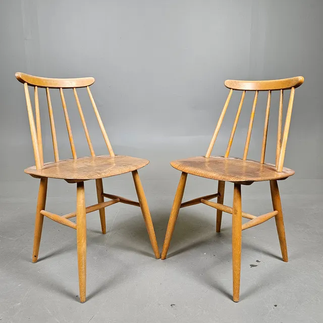 ILMARI TAPIOVAARA. Stolar, ett par, "Fanett", Edsbyverken, 1960-tal.