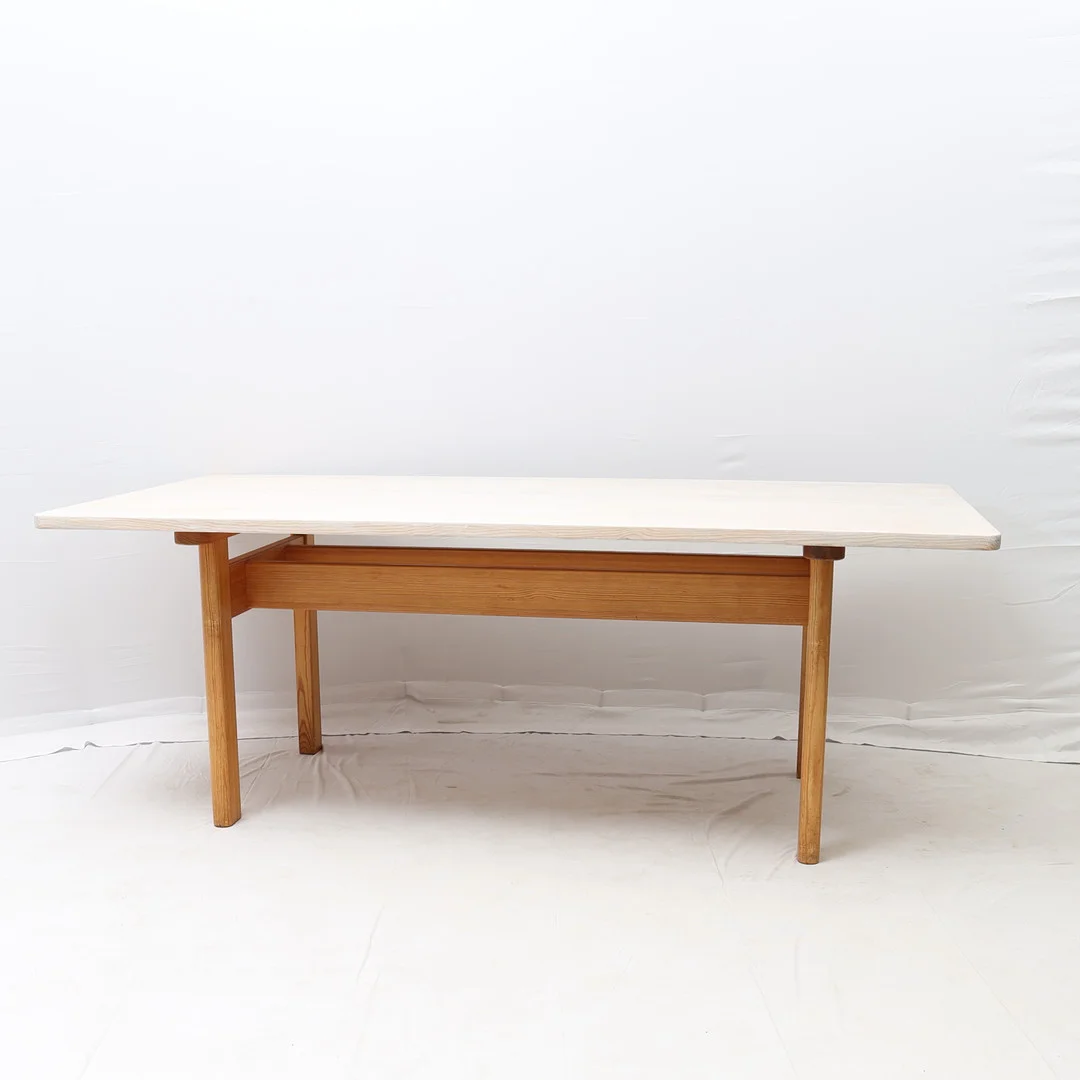 BORGE MOGESEN. Matbord, "Asserbo" Karl Andersson & Söner. — Dining tables — Falun Auktionsbyrå