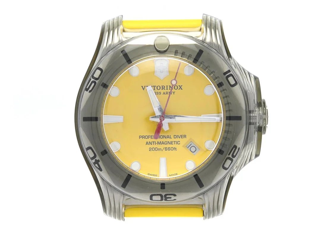 VICTORINOX, Swiss Army, I.N.O.X Professional Diver (200m/660ft), Ref nr. V241735, Serie nr. 170301949, herrur, 45 mm, stål, quartz, safirglas, datum, gummiband, originalspänne, boettskydd, cert, augusti 2017, box, ytterkartong. — Klockor/Victorinox — Kaplans