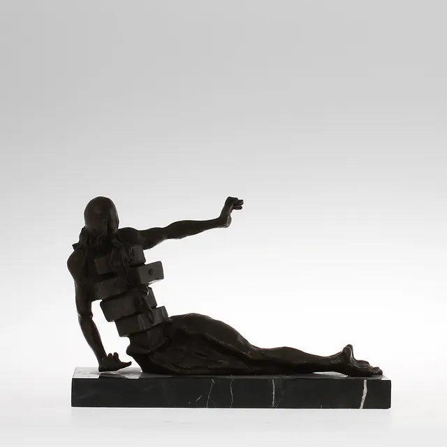 SALVADOR DALI. Efter. Skulptur, brons på marmorsockel.