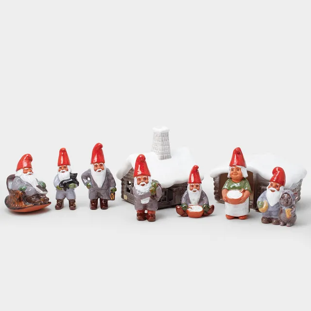 ROLF BERG. Figuriner, 9 stycken, Tomtar, keramik.