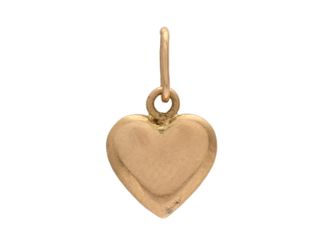 HÄNGE, 18K guld, hjärta, längd ca 1,3 cm, vikt 0,2 g. — Smycken/Hänge — Kaplans