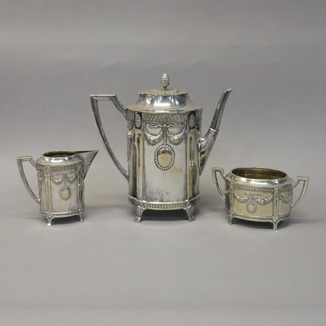 CG HALLBERG KAFFESERVIS NYSILVER. — Silver plated — Björnssons Auktionskammare