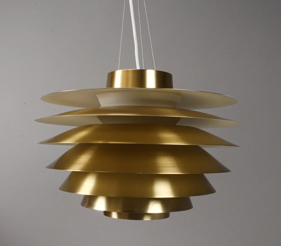 Sven Middelboe. Verona pendant lamp, size 400, Brass — Lamps and lighting/Pendant lights — Lauritz