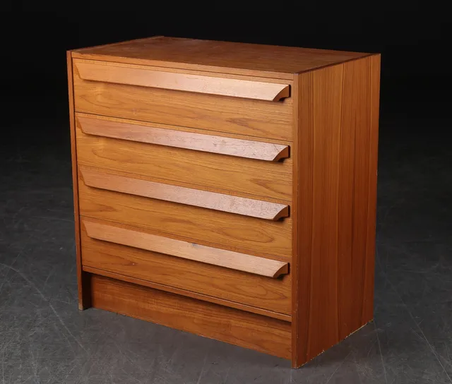 Kommode af teak, 1960-70'erne