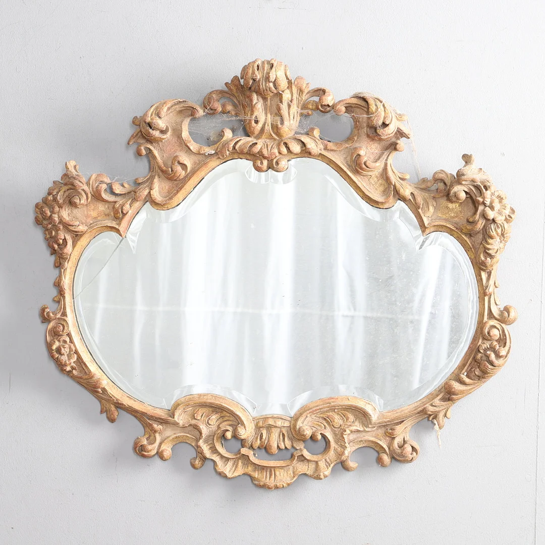A GILTWOOD MIRROR. — Mirrors — Lawrences Auctioneers