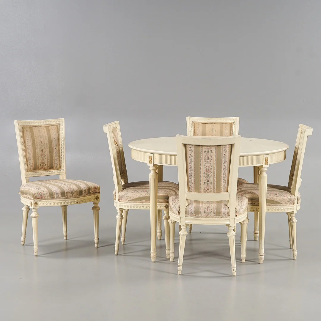 MATGRUPP Gustaviansk stil, 1900-talets mitt. — Dining room furniture — Karlstad Hammarö Auktionsverk
