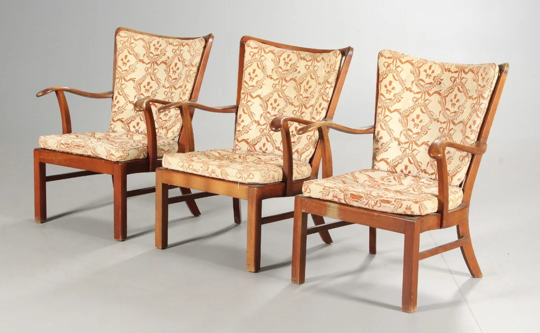 Fritz Hansen. Tre lænestole, bøgetræ (3) — Furniture/Chairs — Lauritz