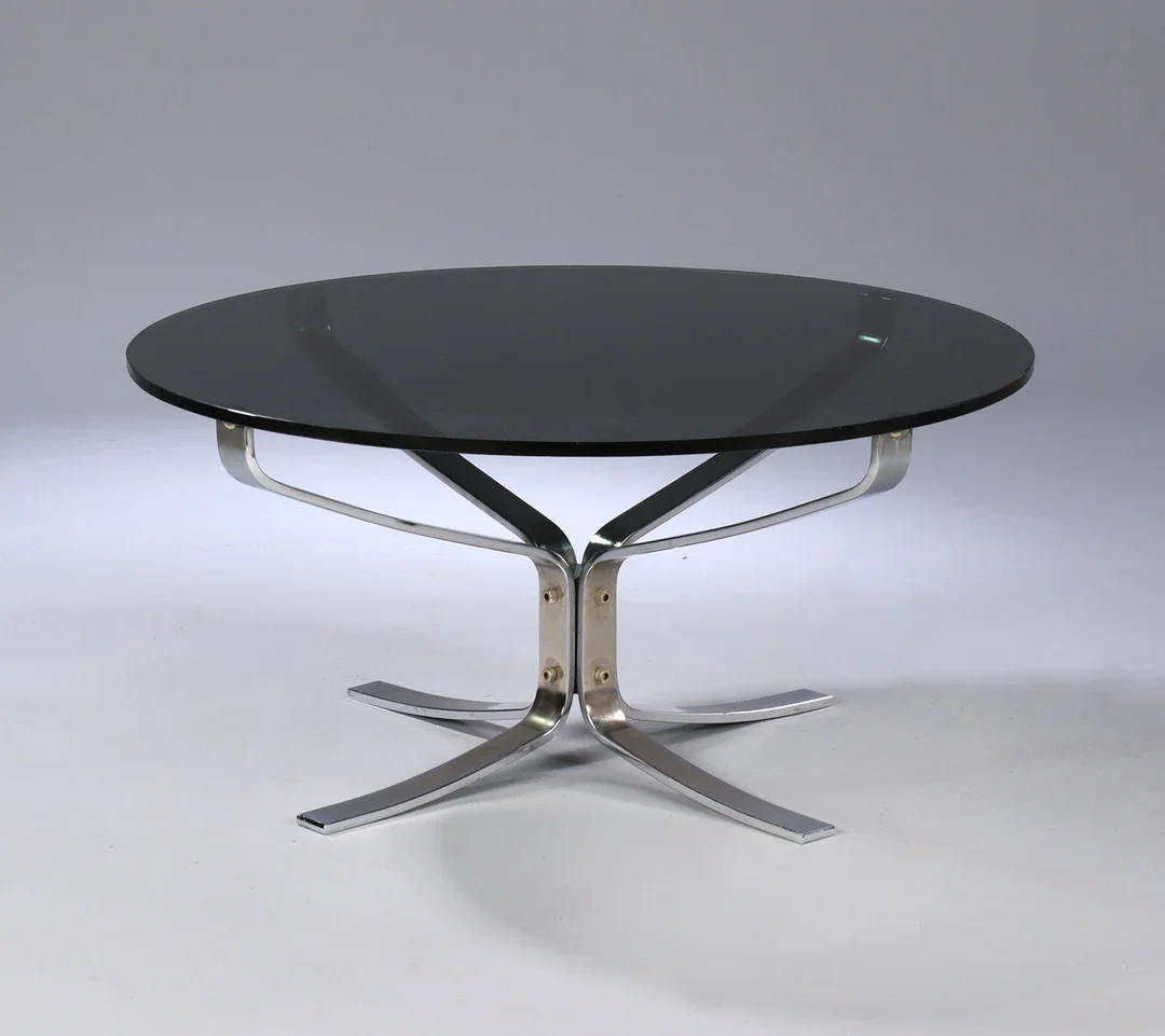 Sigurd Ressell. 'Falcon' coffee table — Furniture/Coffee tables, occasional tables — Lauritz