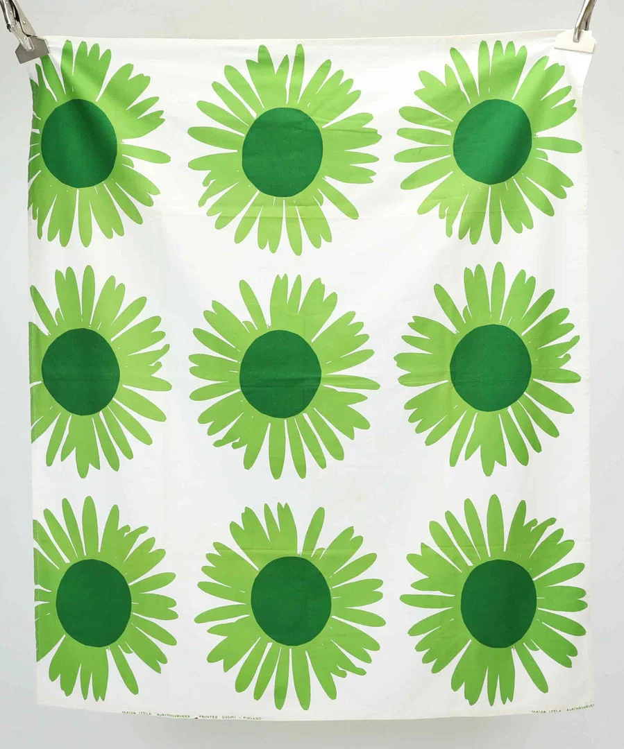 MAIJA ISOLA. Textil "Auringonkukka/Solros", Marimekko, Finland. — Textiles — Hälsinglands Auktionsverk