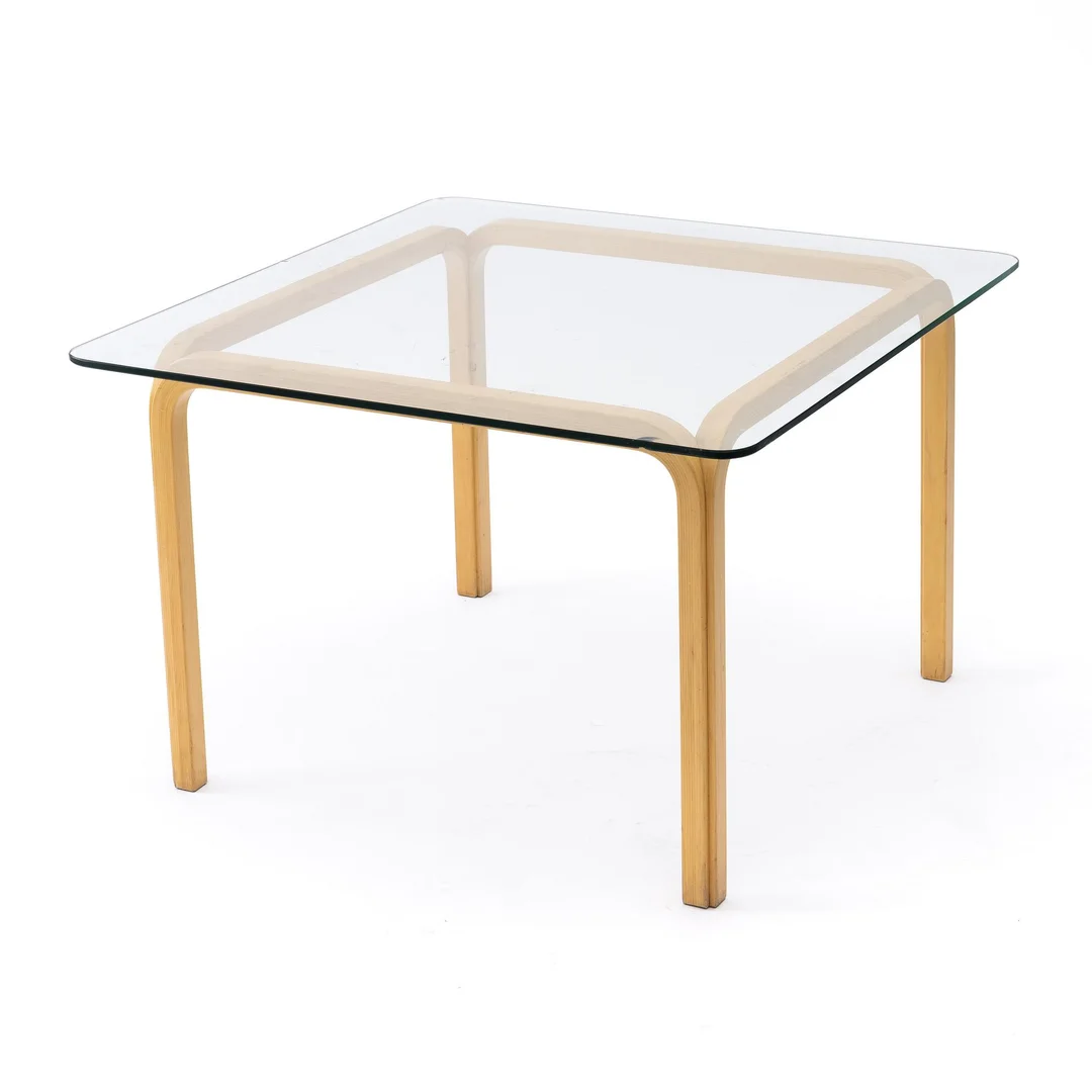 Alvar Aalto, soffbord, modell Y805, Artek, 1900-talets andra hälft. — Design/Möbler — Bukowskis