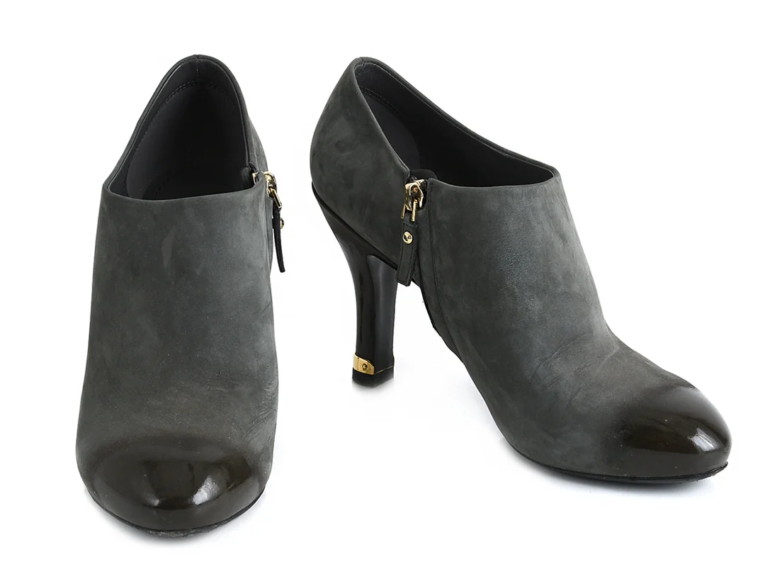 STÖVLETT, LOUIS VUITTON, grå mocka, stl 38½, klack 9cm, skopåsar — Kläder/Stövlar — Kaplans