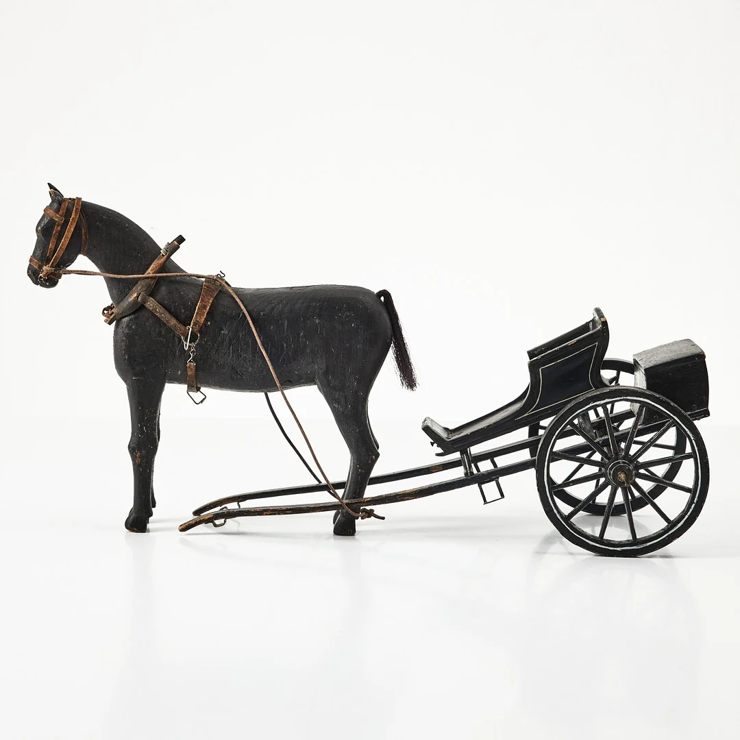 LEKSAKHÄST OCH VAGN, 1900 talets början. — Toys — Stockholms Auktionsverk Magasin 5