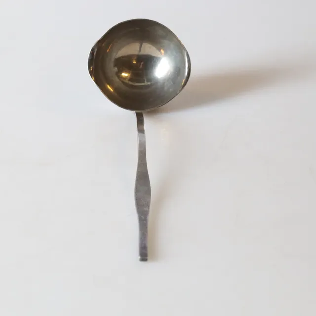 BENGT LILJEDAHL. bålslev, sterlingsilver, Stockholm, 1975. Totalvikt ca 96,8 gram.
