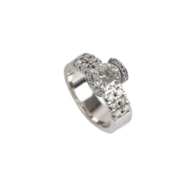 Ruben Svart: A diamond ring of 18k white gold with brilliant-cut diamonds, total approx. 2.30 ct. GIA certificate.
