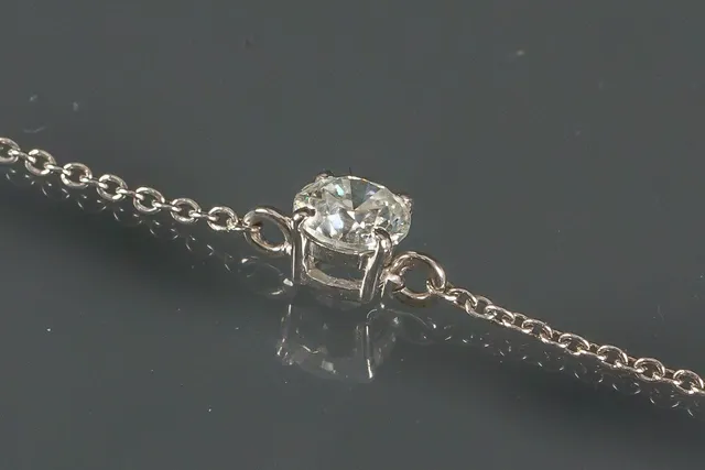 Brillant armbånd af 14 kt hvidguld, 0.35 ct