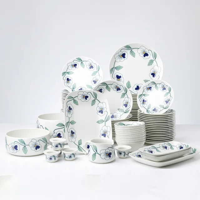 SYLVIA LEUCHOVIUS. Matservis, 90 dlr, "Sylvia", Rörstrand, produktion: 1976 - 1982, porslin.