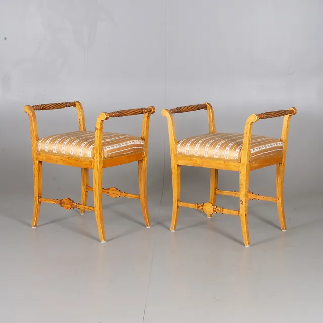 TABURETTER, 1 par, björk, Biedermeier.