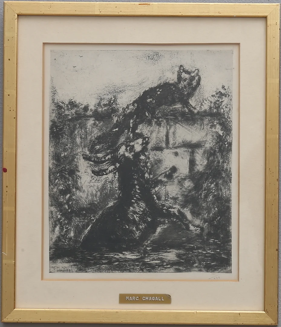 MARC CHAGALL, "Le renard et le bouc", ur Les Fables. — Engravings & Prints — Crafoord Auktioner Lund