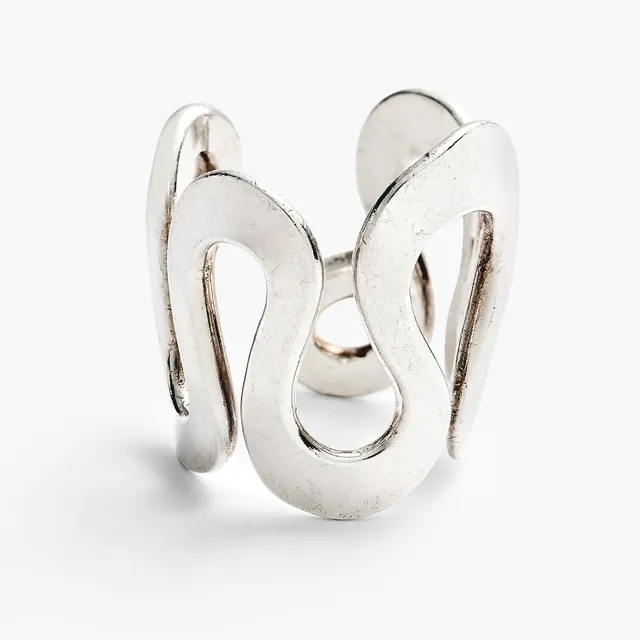 Eker, Anna Greta — Ring