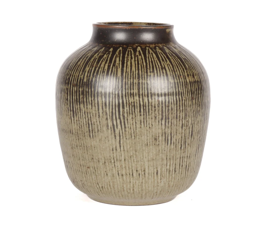 Gerd Bøgelund for Royal Copenhagen. Vase of glazed stoneware with ornamentation — Glass, porcelain and ceramics/Vases, bowls, dishes — Lauritz