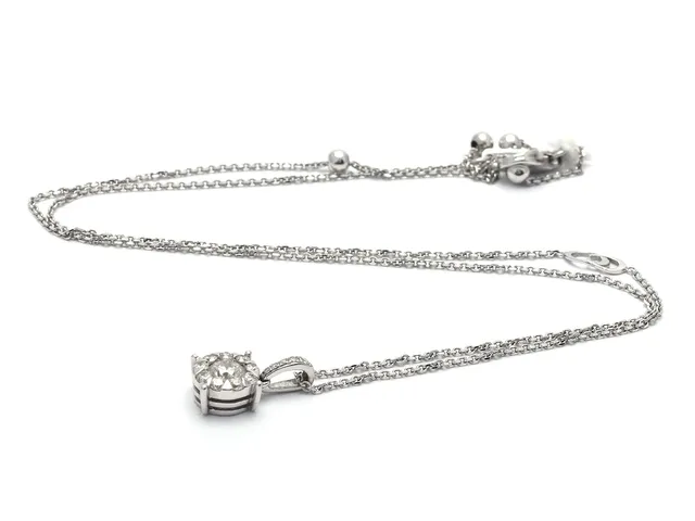 Halskedja vitguld med Hänge vitguld med diamanter 1xca0,27ct, 9xca0,02ct, 6x0,01-0,005ct 18K 4,1g 37,5/40/42,5/44,5cm