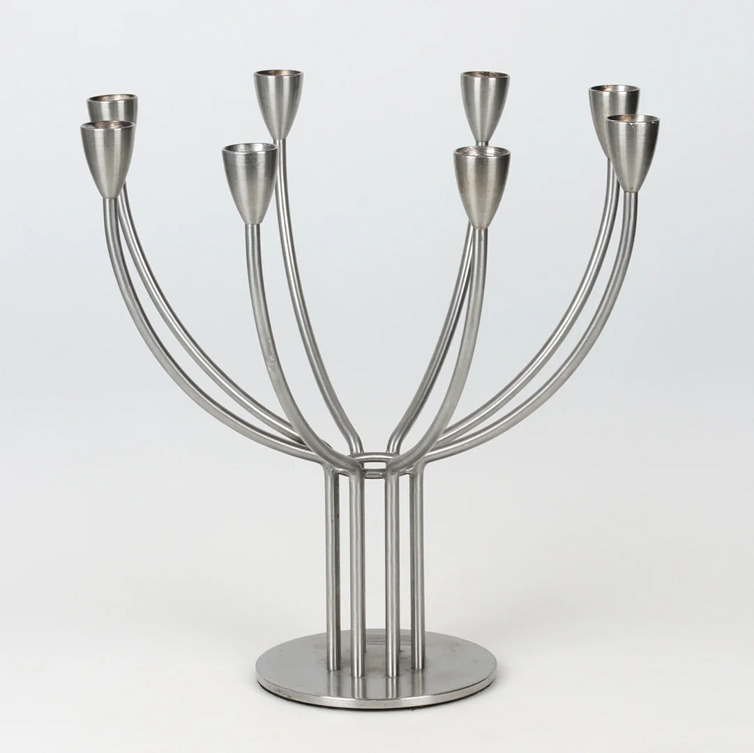 KNUT OCH MARIANNE HAGBERG. Kandelaber, rostfritt stål, ur kollektonen "IKEA Stockholm". — Candlesticks — Stadsauktion Sundsvall