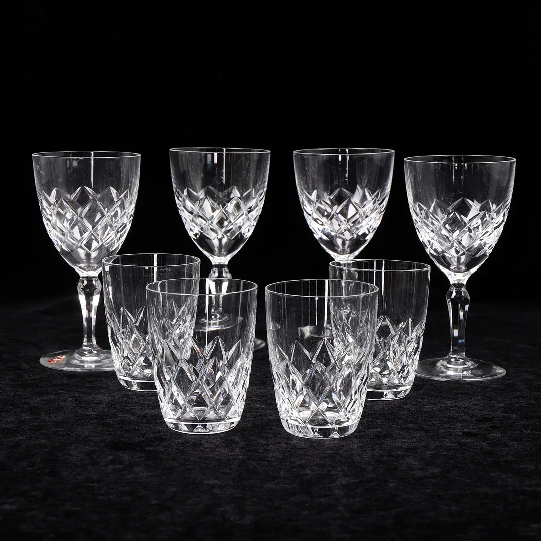 GUNNAR CYRÉN. Glas, 8 st, "Karolina", Orrefors, 1900-talets mitt. — Utility glass — Växjö Auktionskammare