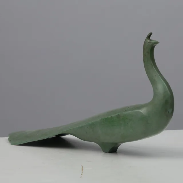 KOME JIICHI (1896–1984). Japansk bronzeskulptur af påfugl, Japan, 1960–70’erne.