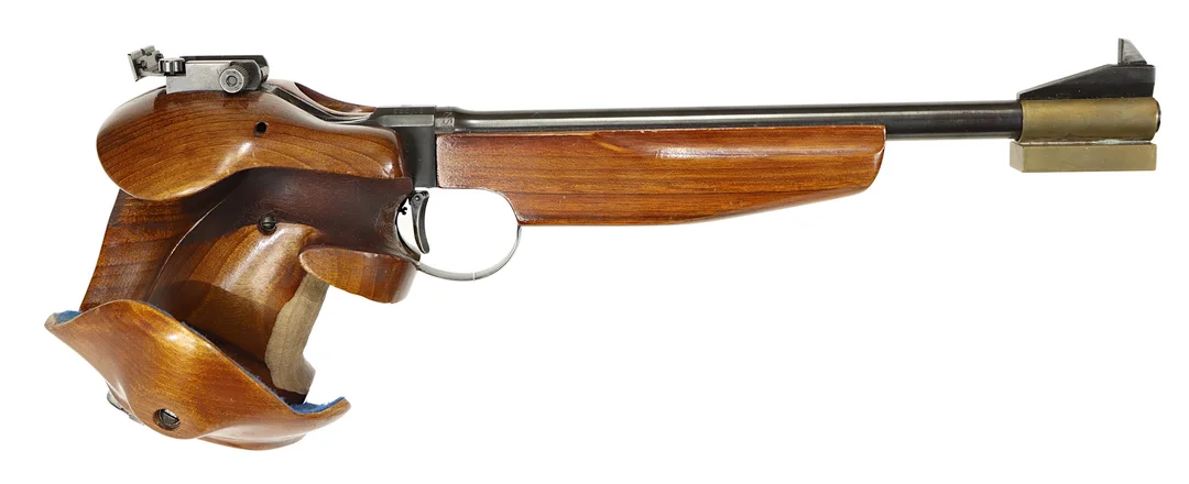 PISTOL, fabrikat Vostok, modell TOZ-35, kaliber 22lr, tillv.nr BN363. — Pistols — Walter Borg