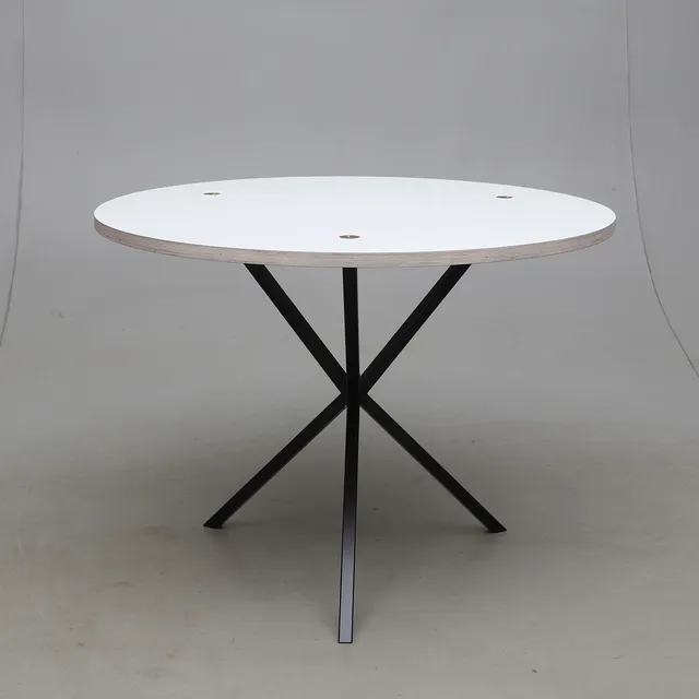 PER SÖDERBERG. bord, "Round Table" NEB, No Early Birds, samtida.