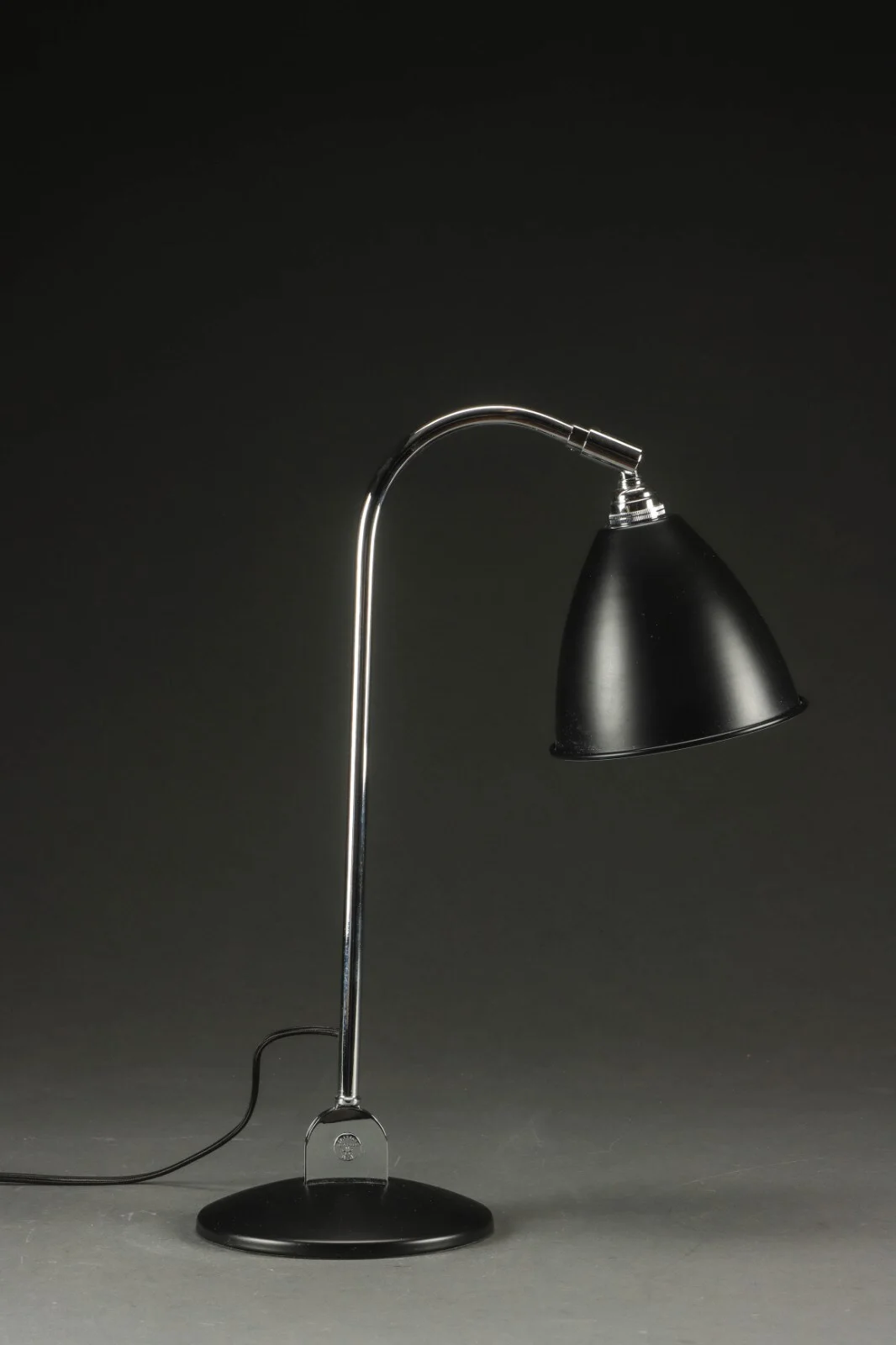 Robert Dudley Best, Bestlite for Gubi, Bordlampe BL2 — Lamps and lighting/Table lamps — Lauritz