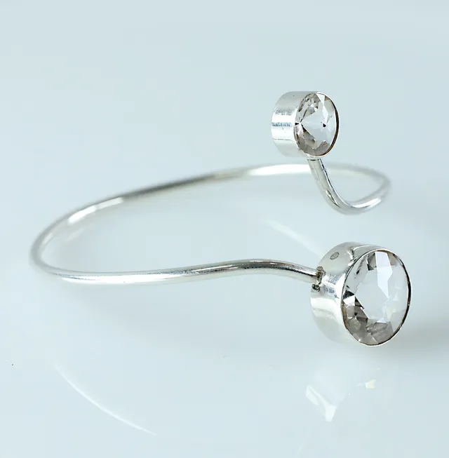 ISAAC COHEN. armring, silver och bergkristall, Stockholm, 1968.