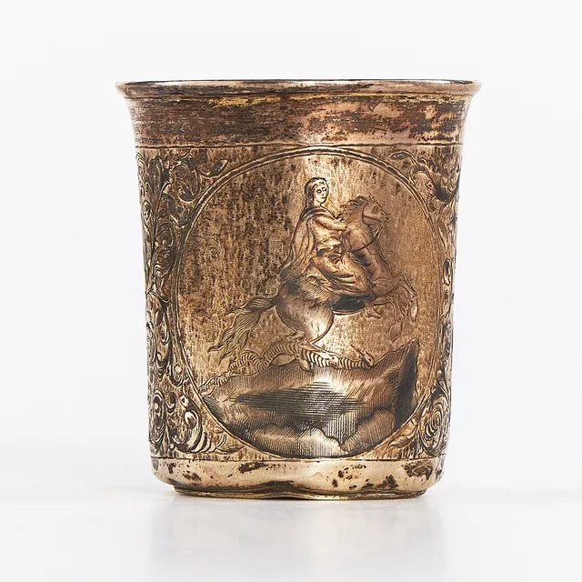 BÄGARE, silver, av Alexander Nordert Gotkovski, S:t Petersburg, Ryssland kontrollstämplad 1845, niello-arbete, dekor av Peter I.