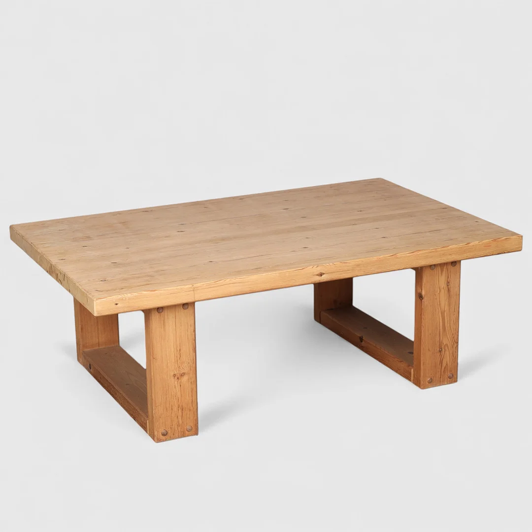 Sofabord af massiv fyrretræ, skandinavisk møbelproducent, 1960/1970'erne. — Coffee Tables — Palsgaard Kunstauktioner