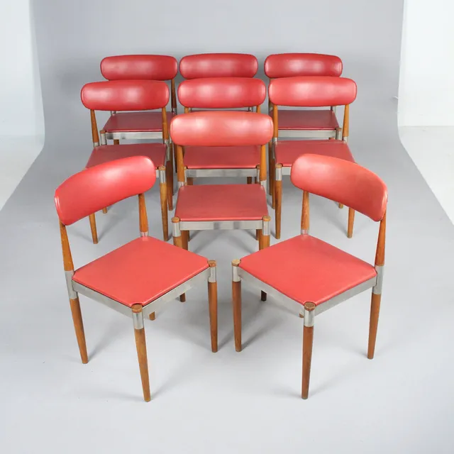 9 Stühle - 1960er Jahre.