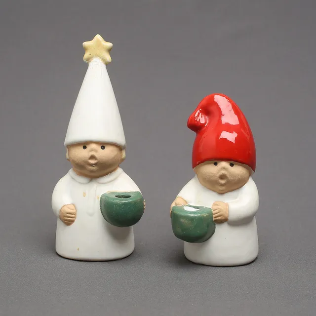 LISA LARSON. Ljusstakar/figuriner, 2 st, keramik, 1:a & 4:e advent, ur serien "Advent", Rörstrand.