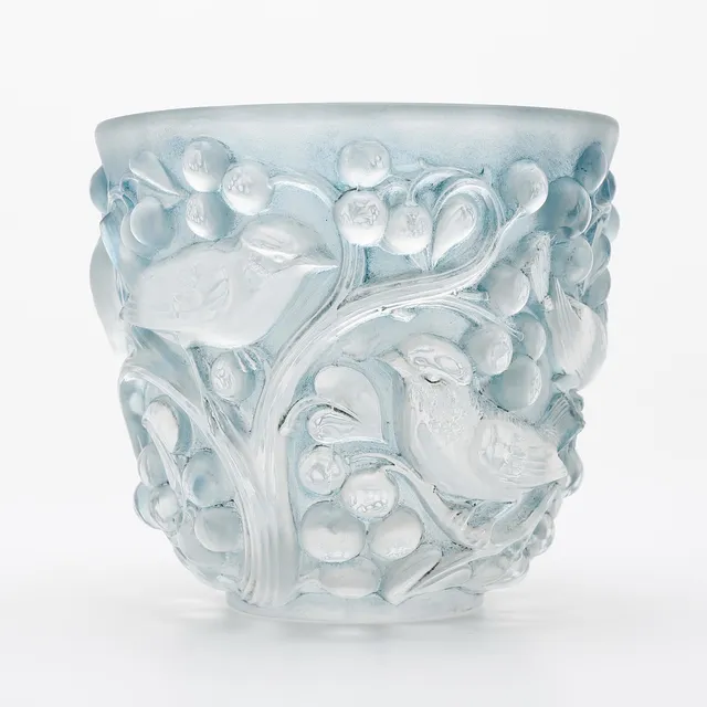 RENÉ LALIQUE. "Avallon" vase.
