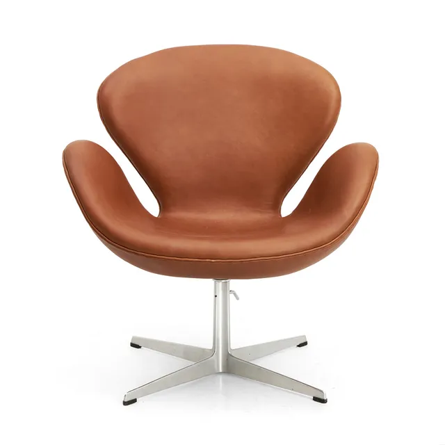 ARNE JACOBSEN (1902–1971). Fåtölj, "Svanen", Fritz Hansen, Danmark.