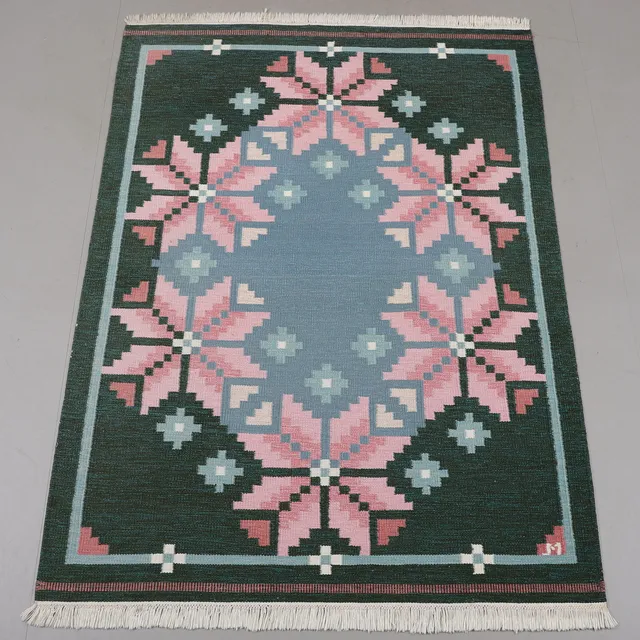 MATTA, röllakan, mått 235x172 cm.