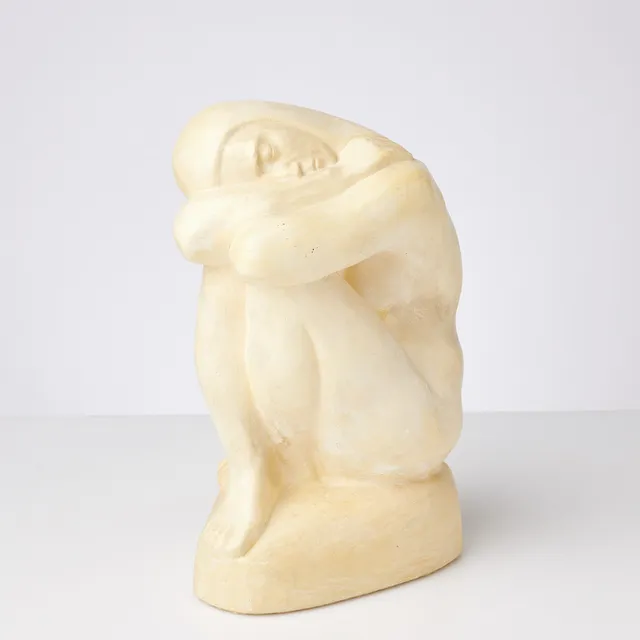 BROR FORSLUND. "Kvinna i harmoni", Skulptur i gips, signerad.