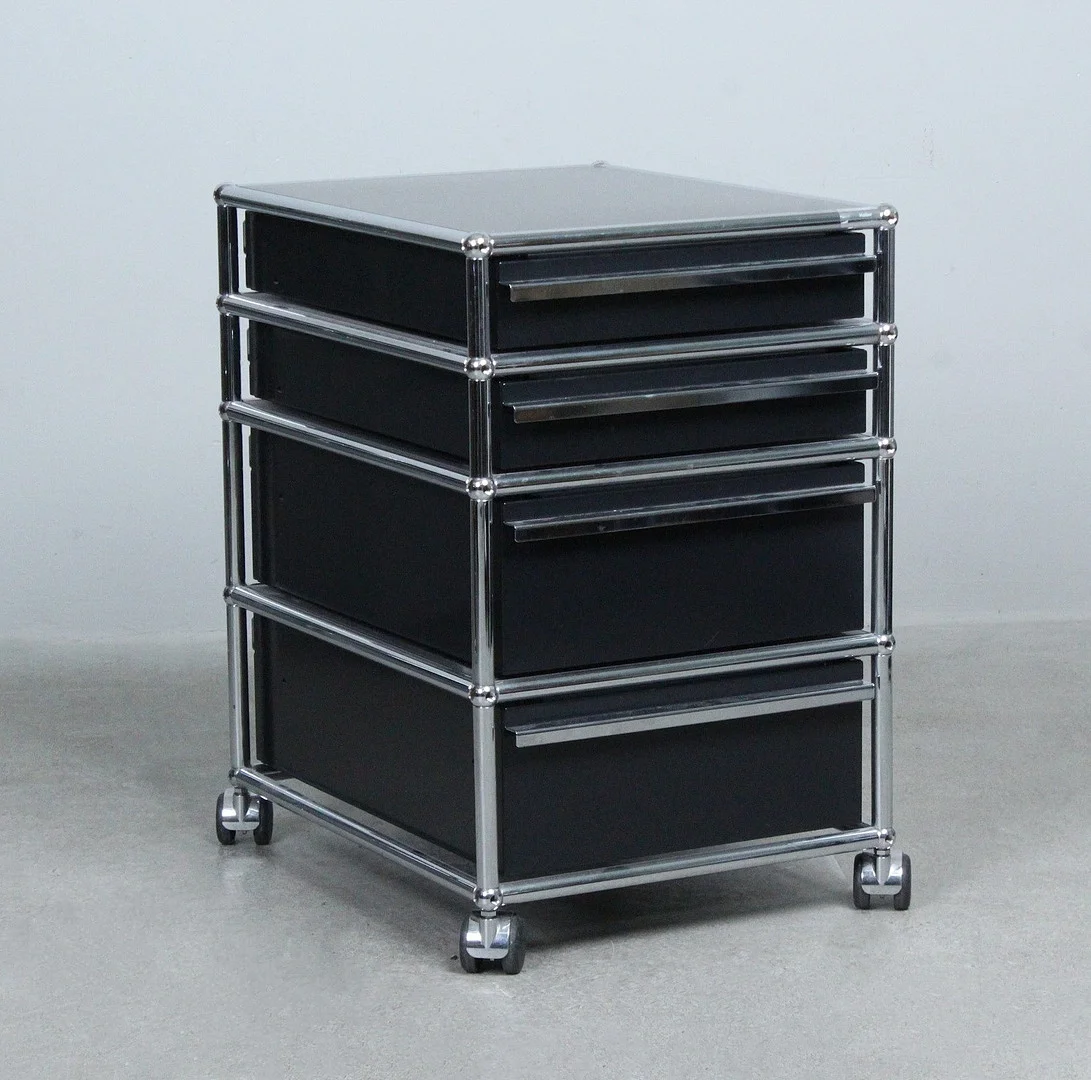 FRITZ HALLER & PAUL SCHÄRER. USM Haller. Bürocontainer / Rollcontainer. — Cupboards, Cabinets & Shelves — Stockholms Auktionsverk Düsseldorf/Neuss