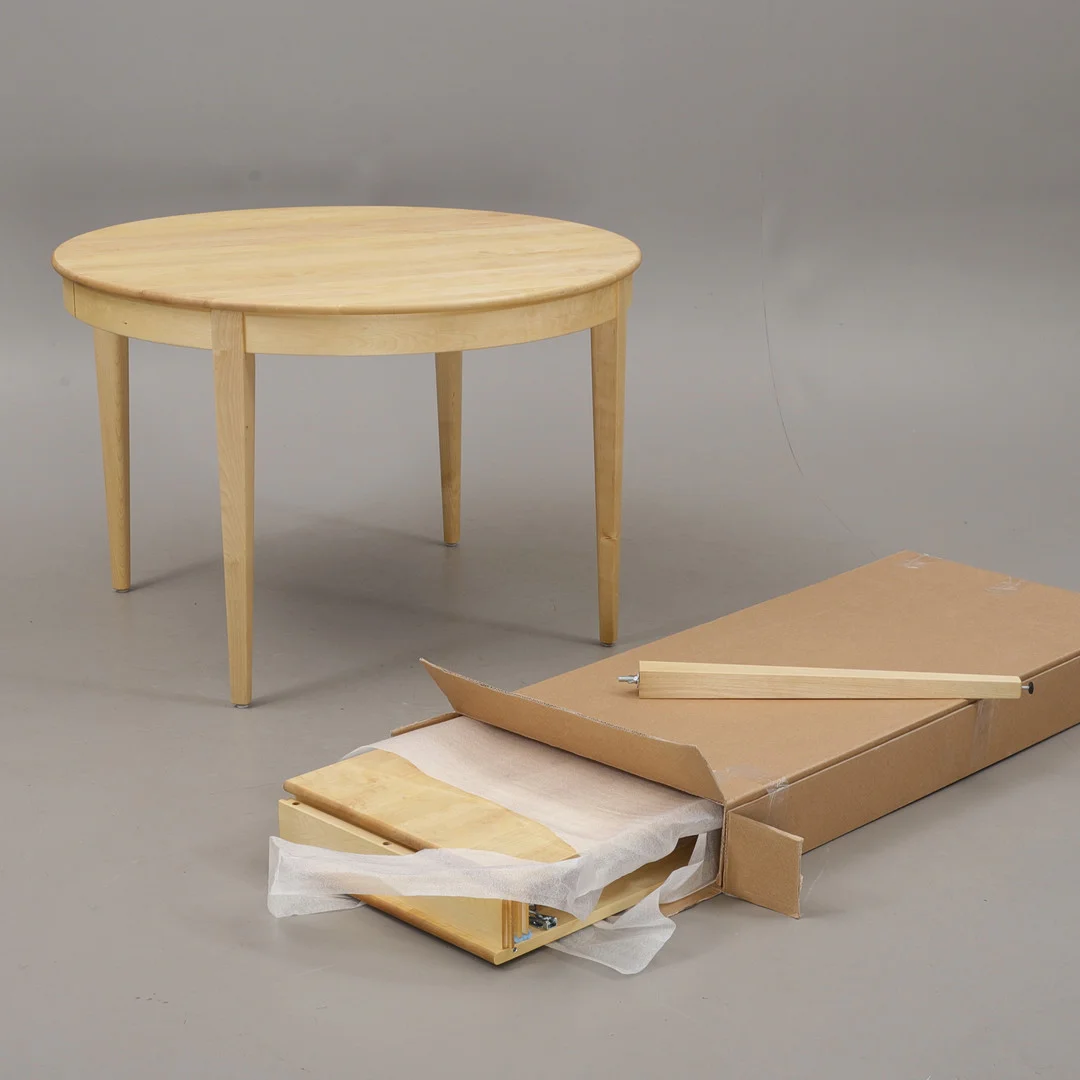 NIRVAN RICHTER. Bord, oljad björk, Norrgavel, 2021. — Tables — Växjö Auktionskammare