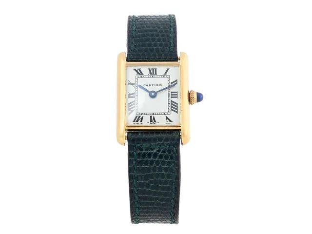 CARTIER, Tank Louis, "Paris Dial", Cal 78/1 (ETA 2512-1), Boett nr. 030142 / 726, damur, 20,5 x 20 (27,5) mm, 18K guld, manuell, plexiglas (ej original), skadad/renoverad urtavla/visare, läderband, viklås i 18K guld, ca 1975.