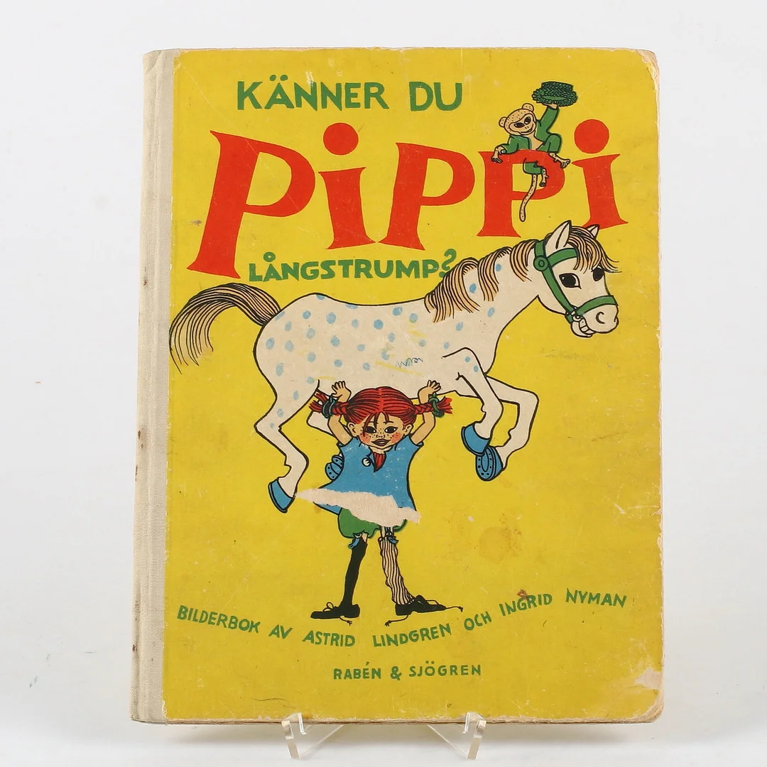 ASTRID LINDGREN. Bok, "Känner du Pippi Långstrump?", 1:a upplaga, Ingrid Nyman, Rabén & Sjögren, Stockholm 1947. — Books, Maps & Manuscripts — Stadsauktion Sundsvall
