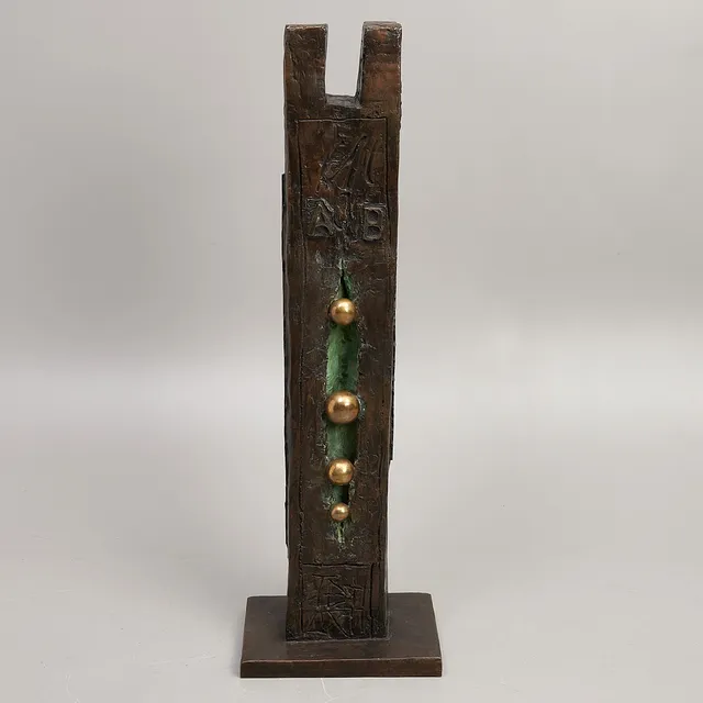 JAMES COIGNARD (Frankrike, 1925-2008). "Totem", signerad och numrerad J.Coignard 3/8, brons.