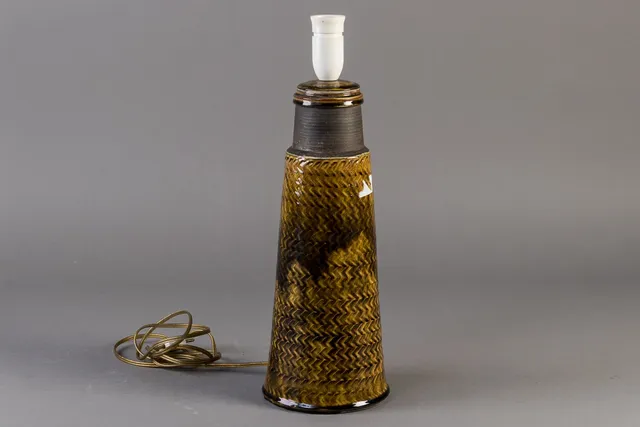 Nils Kähler: Bordlampe af stentøj 1960érne.