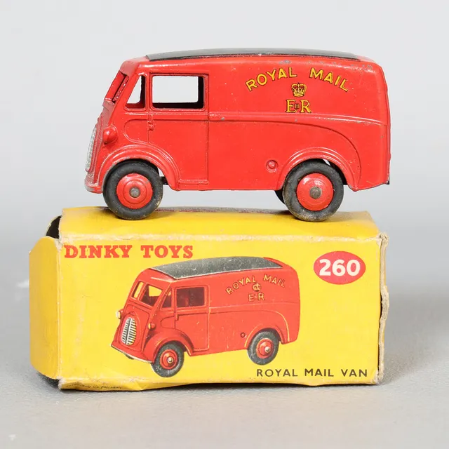 DINKY TOYS NO. 260 ROYAL MAIL VAN.
